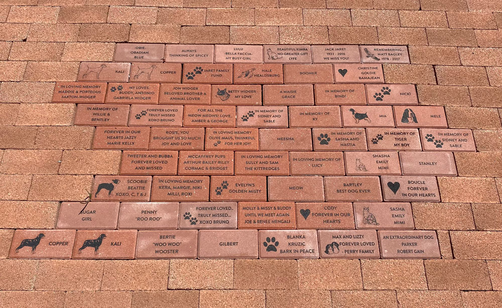 IMG_6714_Tribute-Bricks Humane Society of Sonoma County Healdsburg Shelter Tribute Bricks