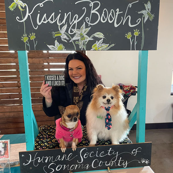 HSSC Kissing Booth by Viansa Winery