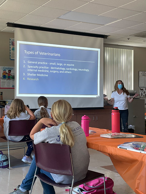 Presentation by veterinary staff member to Humane Education students